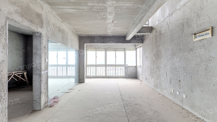 金陵春苑二手房实景图