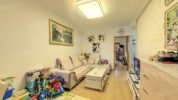 来凤新村二手房实景图