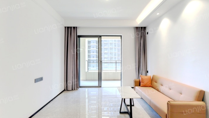 越秀建发玺樾二手房实景图