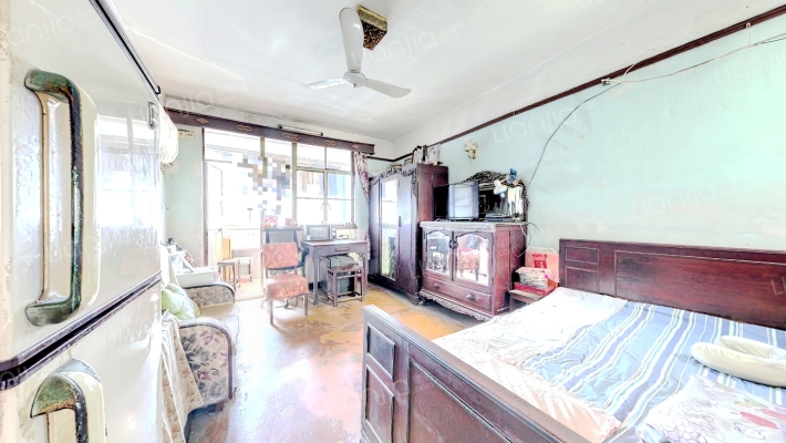 海虹小区二手房实景图