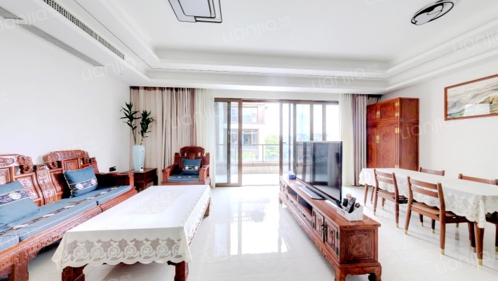 龙光城樾府二手房实景图