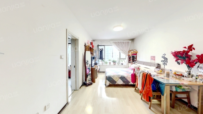 悦山国际一期二手房实景图