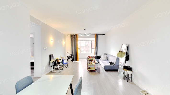 万合名著二手房实景图