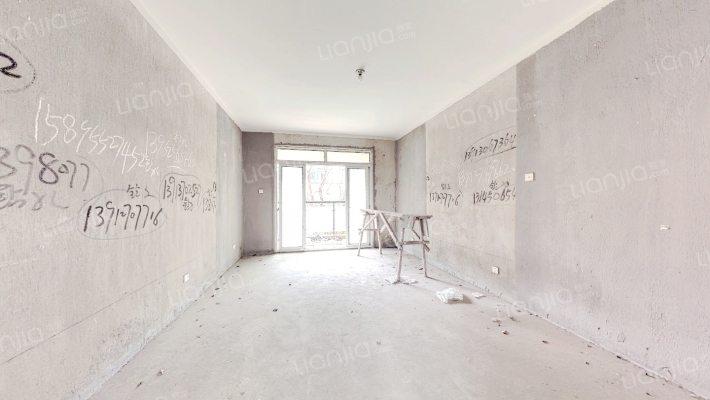 西湖花苑东区二手房实景图