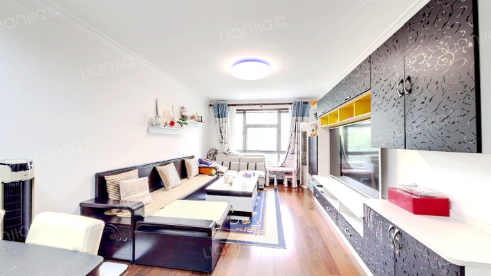 东力新村二手房实景图