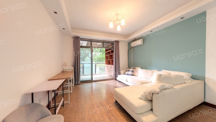 翡翠城三期二手房实景图