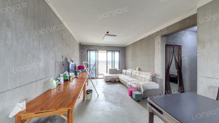 誉湖湾二手房实景图