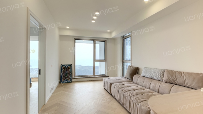 千禧龙苑二期二手房实景图