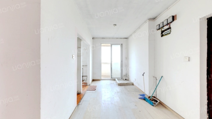 沁乐佳苑二手房实景图