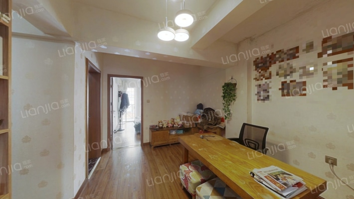 新港龙花园二手房实景图