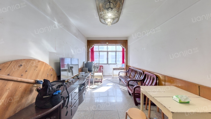 光明社区东区二手房实景图