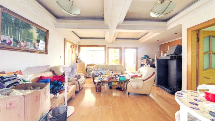 凌三小区二手房实景图