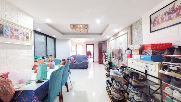 荣御山庄二手房实景图