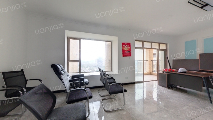 蓝湖城邦二手房实景图