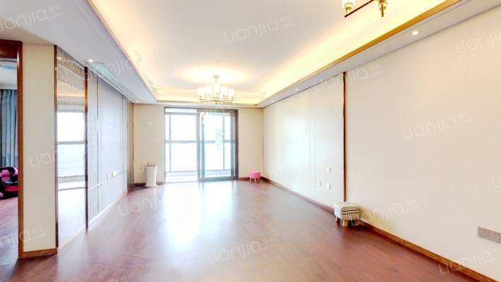 万科大都会A区二手房实景图