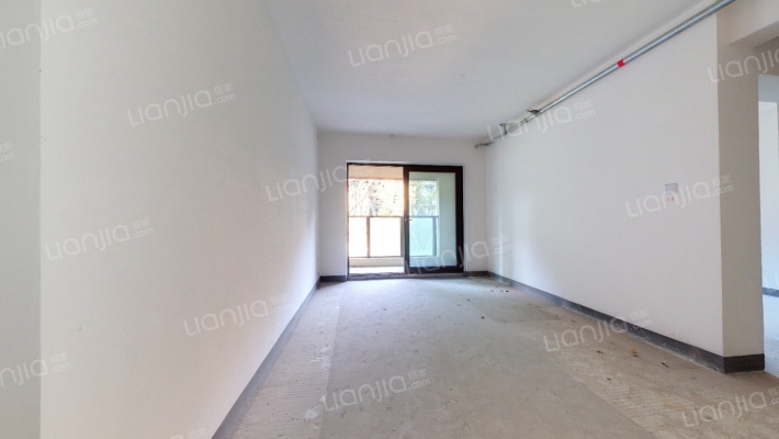 长嘉汇五期二手房实景图