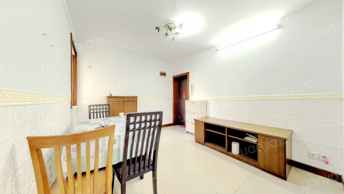 金桥新村四街坊二手房实景图