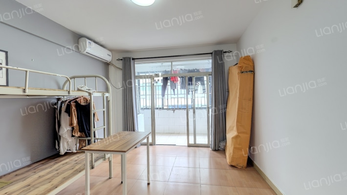 海虹苑二手房实景图