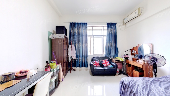 中珠水晶堡二手房实景图