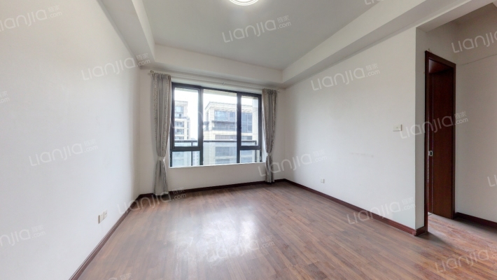 田园牧歌风禾苑二手房实景图