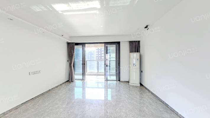 保利海郡花园二手房实景图