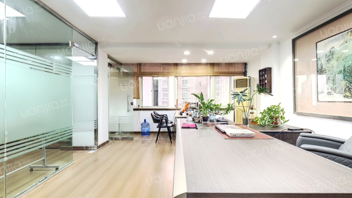 秦晋商务大厦二手房实景图