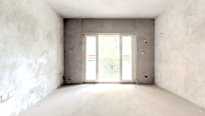 典雅依山郡二手房实景图