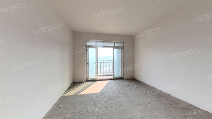 畔山桃园二手房实景图