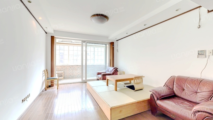 宏祥花苑二手房实景图