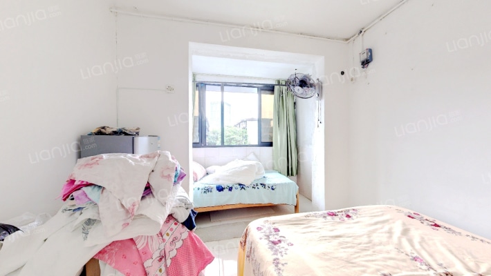 省医院宿舍二区二手房实景图