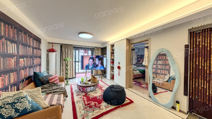 海伦堡云麓小院二手房实景图