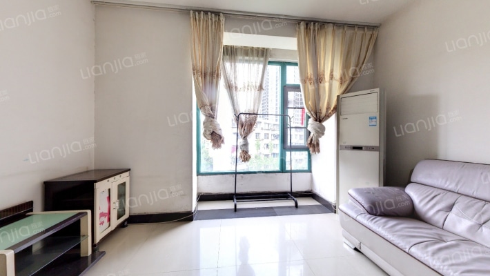 双兴名邸四季春天二手房实景图