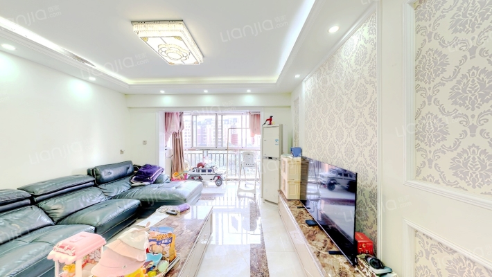 嘉怡华庭二手房实景图