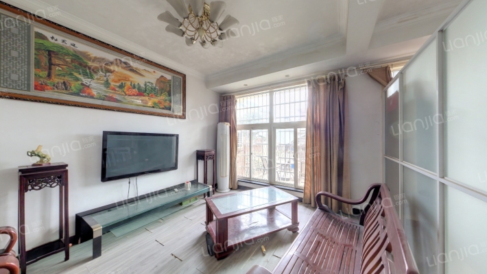 海湾世纪佳苑二手房实景图