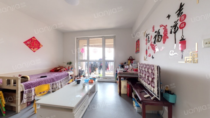 天鸿1.7英里二手房实景图