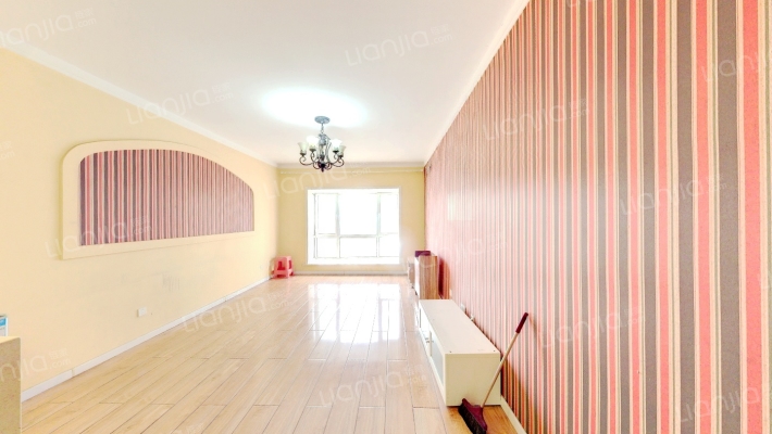 蓝山花园西区二手房实景图