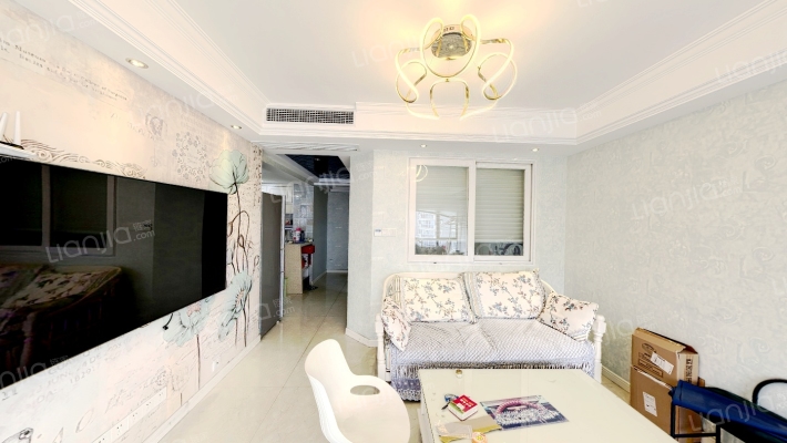 冠坤臻品二手房实景图