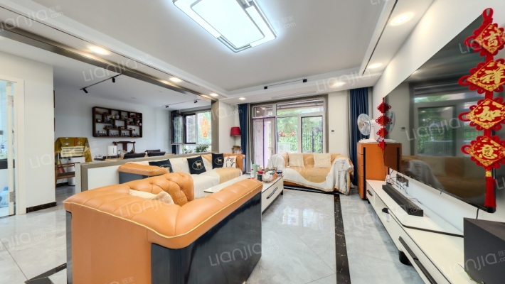 万和风景二手房实景图