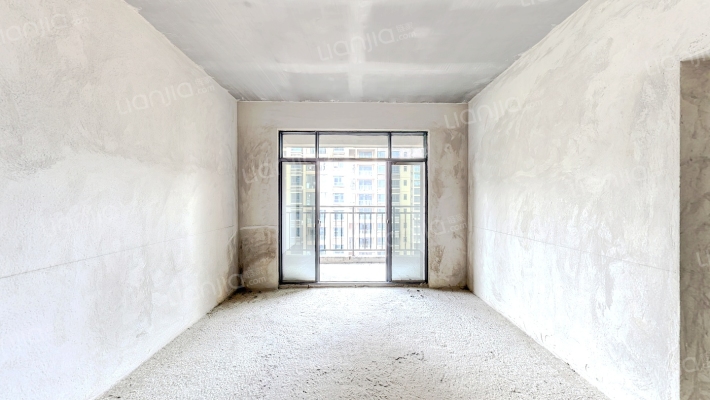 大汇高铁三号二手房实景图