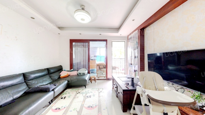 世纪新城一期B区二手房实景图