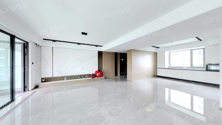 中国铁建·花语湖畔二手房实景图