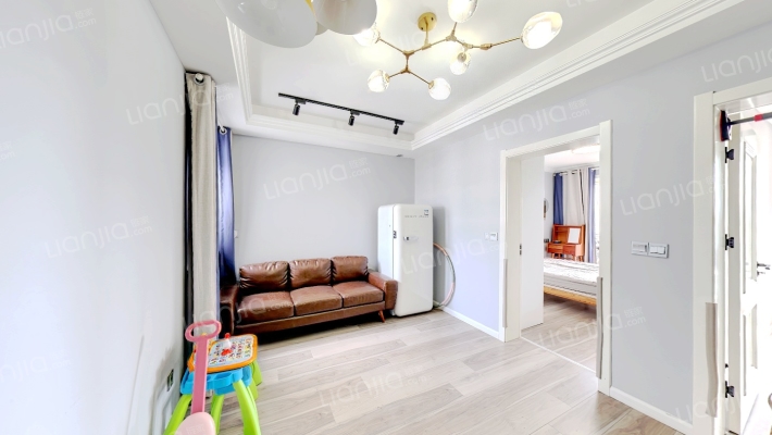 开源小区四村二手房实景图