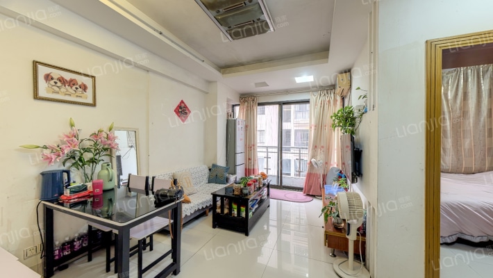 泉舜滨海上城二手房实景图