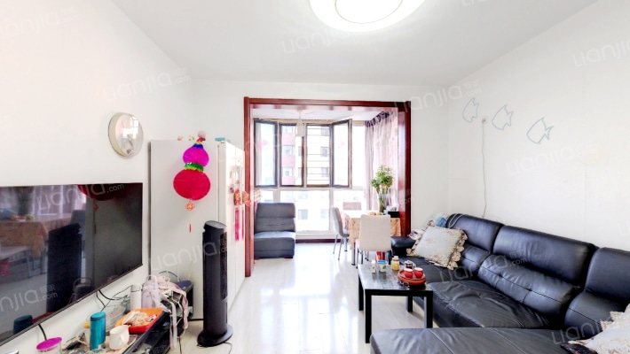 立汇美罗湾四期二手房实景图