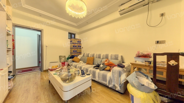 罗峰新村二手房实景图