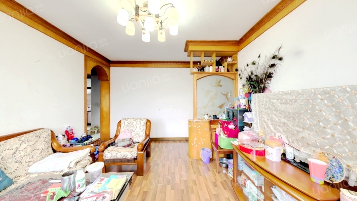 红云社区八十五号小区二手房实景图