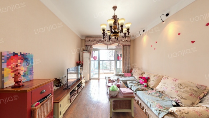 保利香槟花园C区二手房实景图