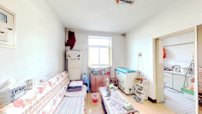 北卫里二手房实景图