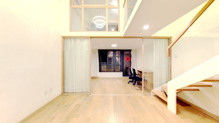 前海枫叶大厦二手房实景图