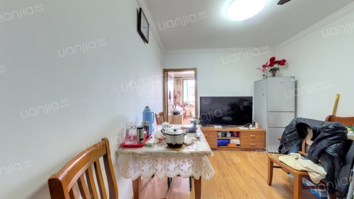 泾东小区二手房实景图